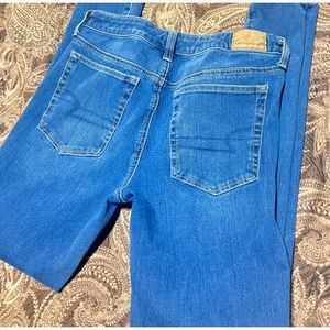 American Eagle Skinny jeans sz 6